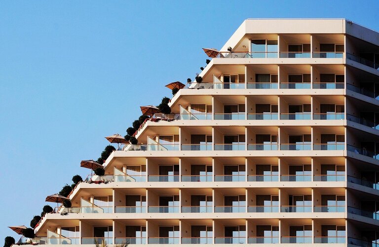 マンションの1階に住む人の防犯対策はこれだ！